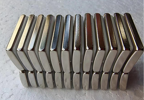 ซื้อ N52 Arc Neodymium Motor Magnets Arc Flat 19x30x4.5mm พร้อมเครื่องกำเนิดไฟฟ้ากระแสสลับรถยนต์ Ac online manufacture